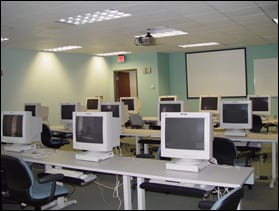 Monitors Organized Properly On The Desks